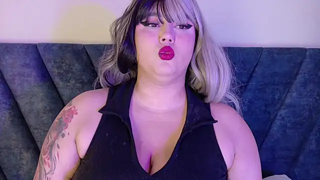 Karmilla Rosse online show from August 7, 2026, 10:39 am