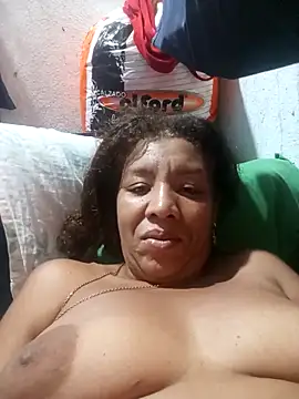 Snapshot of Surreyaa chatting on November 2, 2025, 4:48 am Surreyaa online show from November 2, 2025, 4:48 am