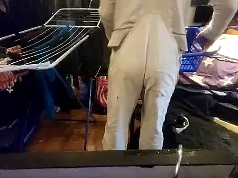 0815lukas2024 online show from February 1, 2025, 8:29 am