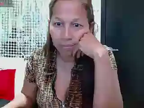 CaroMasha online show from March 1, 2025, 6:32 pm