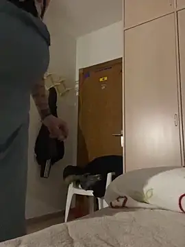 Kamaleonix online show from February 16, 2026, 9:11 pm