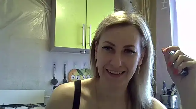 AshleyXHoney online show from February 4, 2025, 6:57 am