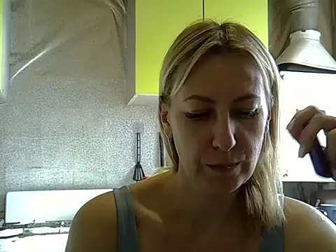AshleyXHoney online show from September 9, 2025, 6:35 am