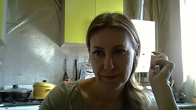 AshleyXHoney online show from March 20, 2026, 7:35 am