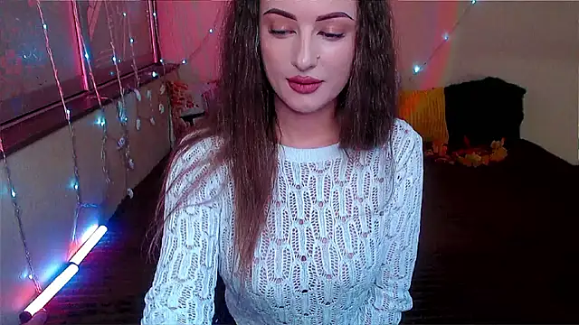 LizaSenri online show from November 18, 2025, 8:19 am