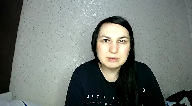 Snapshot of EvaBeautyX chatting on December 10, 2024, 7:11 pm EvaBeautyX online show from December 10, 2024, 7:11 pm