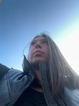 Snapshot of KimArts chatting on February 11, 2025, 1:41 pm KimArts online show from February 11, 2025, 1:41 pm