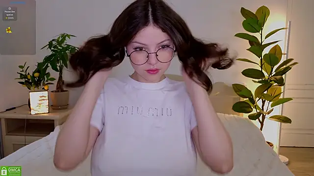 Snapshot of pusichka chatting on October 9, 2025, 6:55 am pusichka online show from October 9, 2025, 6:55 am