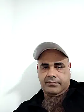 Snapshot of Street_king chatting on October 25, 2025, 2:46 pm Street king online show from October 25, 2025, 2:46 pm