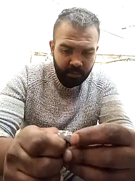 ListedLoin online show from December 24, 2024, 10:22 am