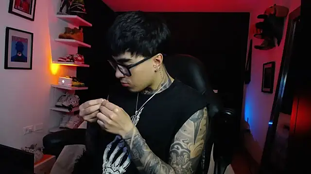 Snapshot of jung_dragon chatting on October 3, 2025, 1:57 am jung dragon online show from October 3, 2025, 1:57 am