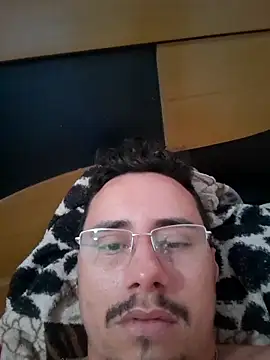 luissilva0071 online show from October 7, 2025, 2:25 pm