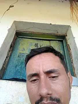 Snapshot of luissilva0071 chatting on July 28, 2026, 6:31 pm luissilva0071 online show from July 28, 2026, 6:31 pm