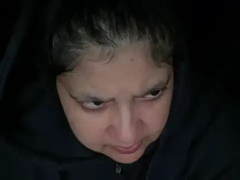 MelanieFawker online show from September 25, 2025, 4:38 am