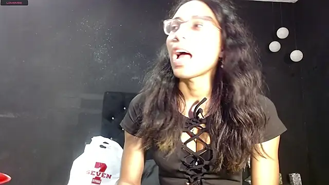 EmilyGomezLS online show from February 9, 2025, 11:25 am