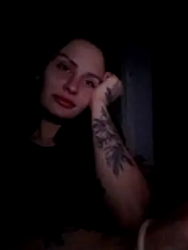 Tracey Izzy online show from December 21, 2025, 10:50 pm