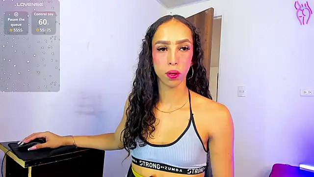 Bigcatalove online show from May 13, 2026, 4:48 pm
