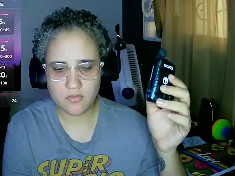 Snapshot of lolalicious_758 chatting on September 26, 2025, 9:41 pm lolalicious 758 online show from September 26, 2025, 9:41 pm