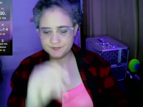 Snapshot of lolalicious_758 chatting on October 27, 2025, 10:58 pm lolalicious 758 online show from October 27, 2025, 10:58 pm