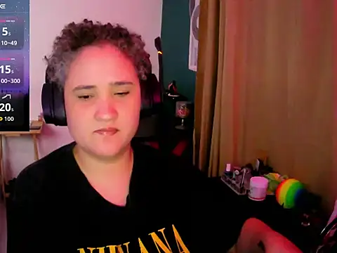 Snapshot of lolalicious_758 chatting on November 16, 2025, 11:10 pm lolalicious 758 online show from November 16, 2025, 11:10 pm