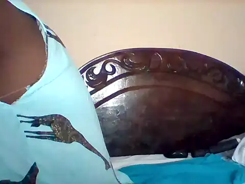 missarpie online show from September 17, 2025, 12:34 am