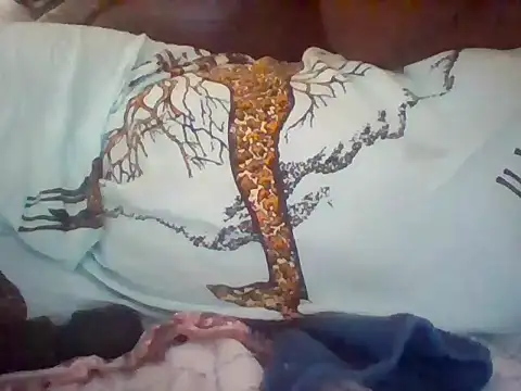 missarpie online show from November 19, 2025, 7:41 am