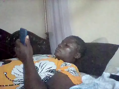 missarpie online show from May 6, 2026, 3:50 pm