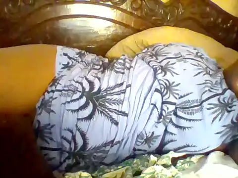 Snapshot of missarpie chatting on May 18, 2026, 9:42 pm missarpie online show from May 18, 2026, 9:42 pm