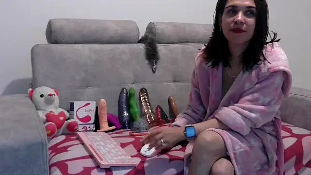 PenelopeHot 91 online show from December 18, 2025, 10:16 pm