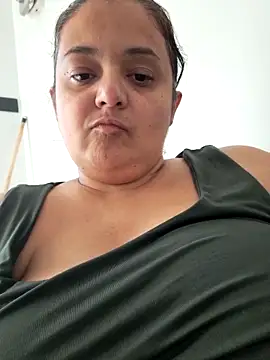 Snapshot of sarahhh1987 chatting on October 30, 2025, 6:59 am sarahhh1987 online show from October 30, 2025, 6:59 am