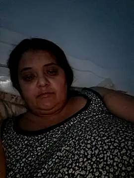 Snapshot of sarahhh1987 chatting on November 7, 2025, 2:28 pm sarahhh1987 online show from November 7, 2025, 2:28 pm