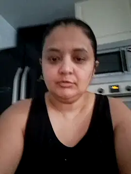 sarahhh1987 online show from February 8, 2026, 9:02 am