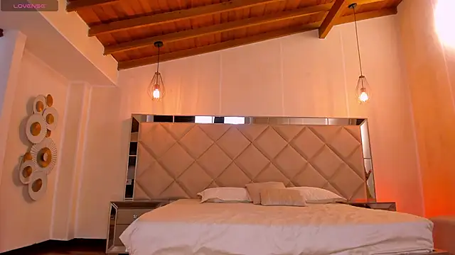 HannaConnor  online show from February 19, 2026, 10:17 pm