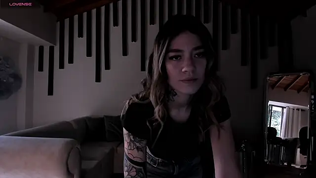 Snapshot of ViolettHansson chatting on September 10, 2025, 6:52 pm ViolettHansson online show from September 10, 2025, 6:52 pm