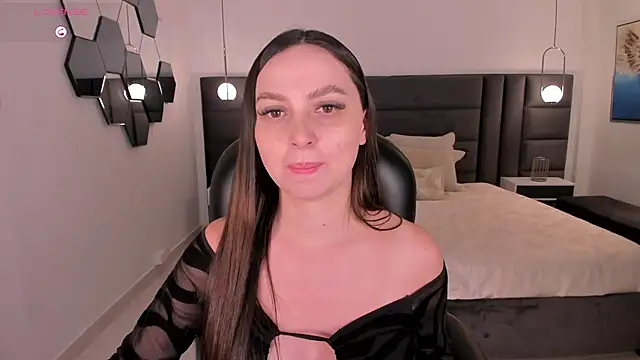 Snapshot of AliceHarper_ chatting on March 11, 2025, 3:37 am AliceHarper online show from March 11, 2025, 3:37 am