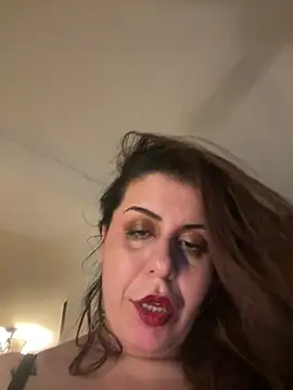 Snapshot of holyeroticss chatting on January 1, 2025, 1:58 am holyeroticss online show from January 1, 2025, 1:58 am
