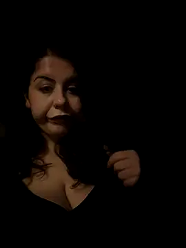 Snapshot of holyeroticss chatting on September 16, 2025, 2:01 am holyeroticss online show from September 16, 2025, 2:01 am