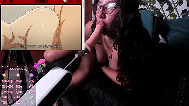 Snapshot of CoralineSanchez chatting on January 20, 2025, 9:35 am CoralineSanchez online show from January 20, 2025, 9:35 am
