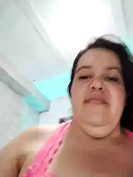lunanataly online show from December 25, 2024, 10:59 pm