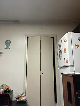 PhatAss Kummmilla online show from November 25, 2025, 6:52 pm