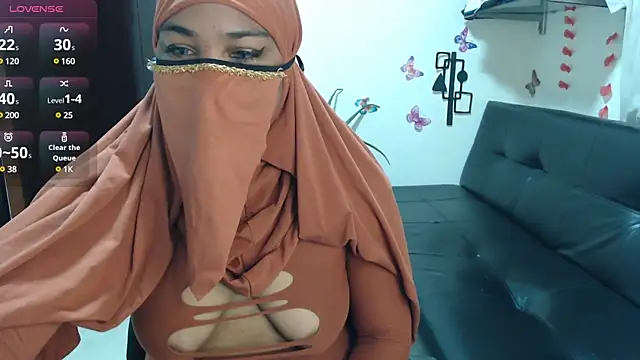 Aaliyah brown online show from March 8, 2025, 7:49 am