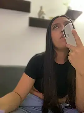 Snapshot of Salome_golvert chatting on December 2, 2024, 10:45 pm Salome golvert online show from December 2, 2024, 10:45 pm