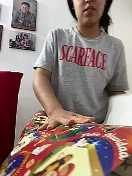 Snapshot of Salome_golvert chatting on December 24, 2024, 11:55 pm Salome golvert online show from December 24, 2024, 11:55 pm