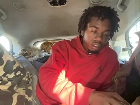 SlimeCrownzOut5 online show from November 2, 2025, 2:19 pm