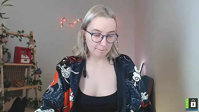 kiratarot online show from December 11, 2024, 2:54 pm