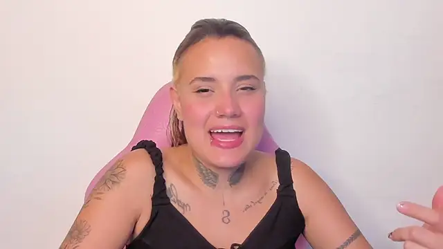 Snapshot of Susan-Sweet-7 chatting on July 18, 2026, 8:45 pm Susan-Sweet-7 online show from July 18, 2026, 8:45 pm