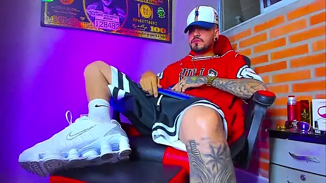 smoker445 online show from September 19, 2025, 12:23 am