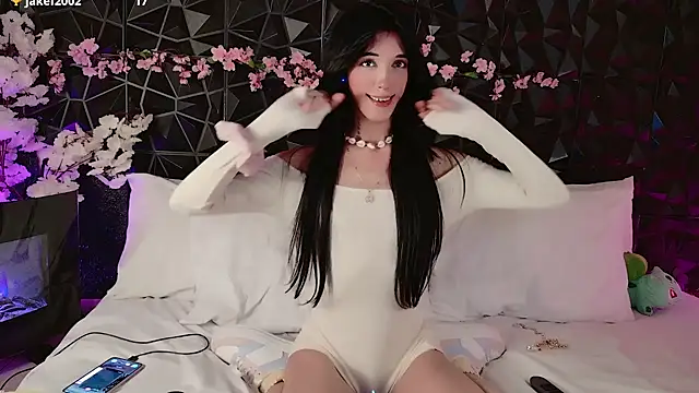 Snapshot of Finibondi chatting on October 4, 2025, 6:33 am Finibondi online show from October 4, 2025, 6:33 am