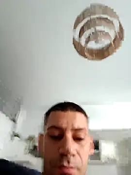 Snapshot of litleboy92 chatting on October 22, 2025, 9:42 am litleboy92 online show from October 22, 2025, 9:42 am