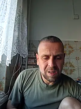 Snapshot of Huncutkuki chatting on April 7, 2026, 2:39 pm Huncutkuki online show from April 7, 2026, 2:39 pm